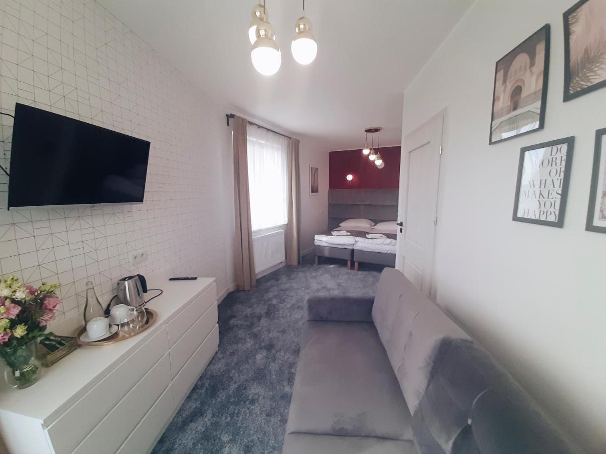 Wyjatkowe Smaki Bed & Breakfast Pruszcz Gdanski Luaran gambar